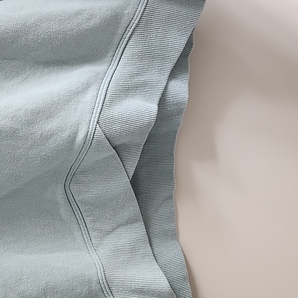 Like New Calvin Klein Crop Sweater - Picture 3 of 5